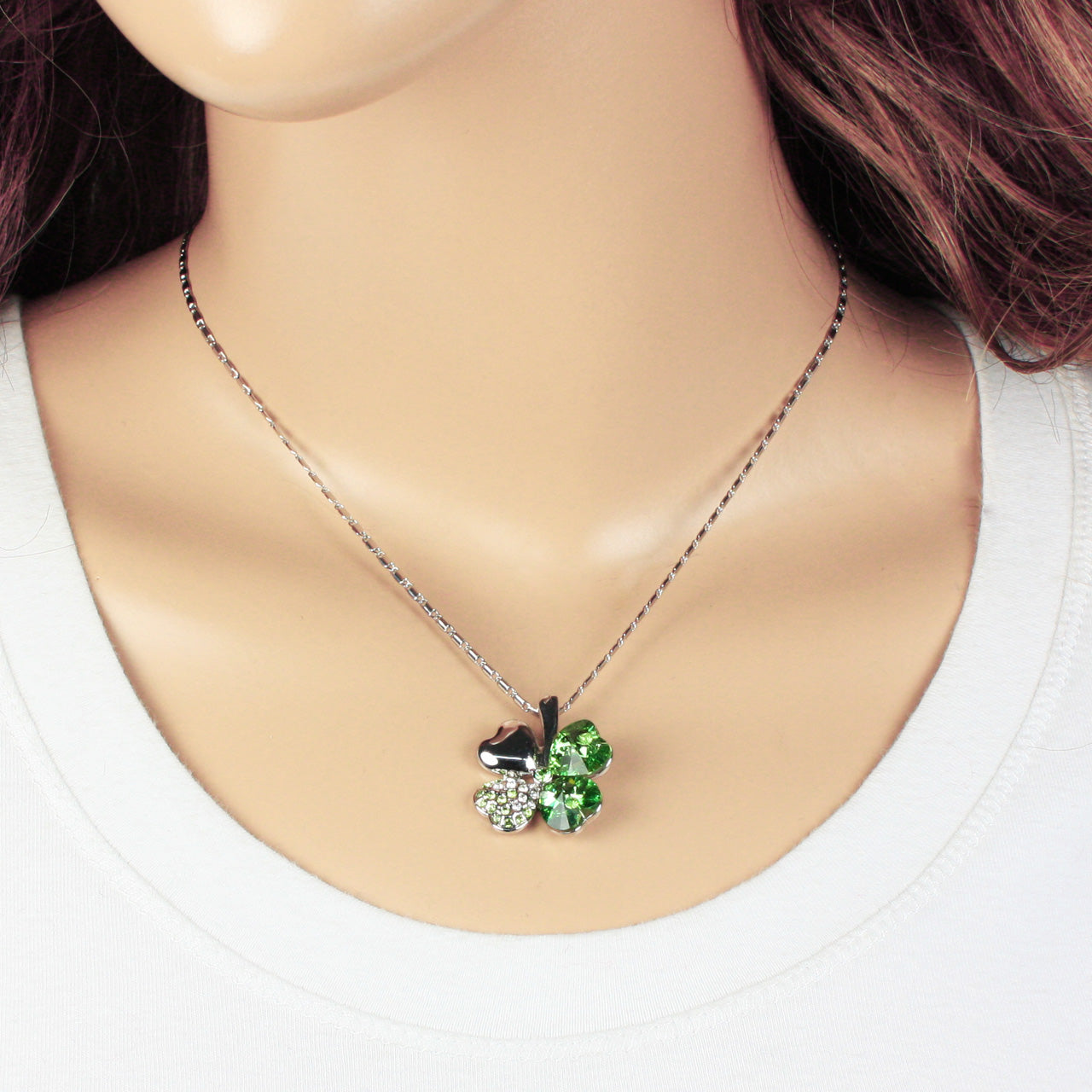 Four Leaf Clover Necklace for Women Red Leaf Heart Shaped Pendant